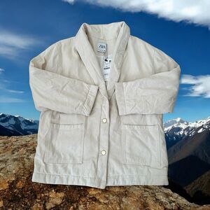 Zara Women’s Cream Padded Heavy Jacket Size L NWT